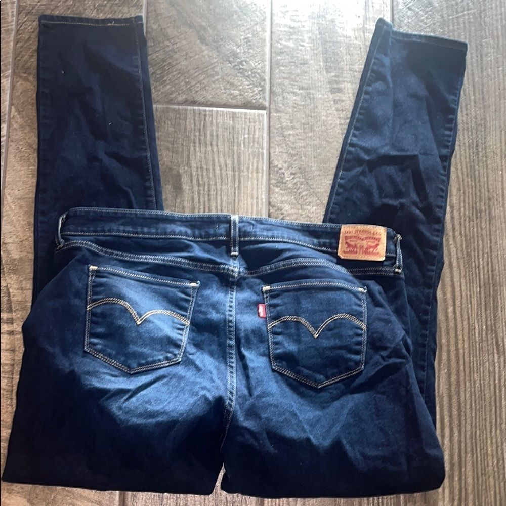 711 Levi's dark wash Straight Leg Jeans Classic Style